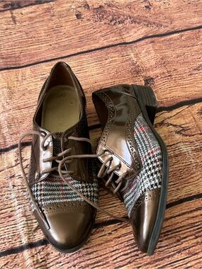 Anne Klein Louisa Womens Oxford Shoes Brown Plaid Flat Loafers Size 9M